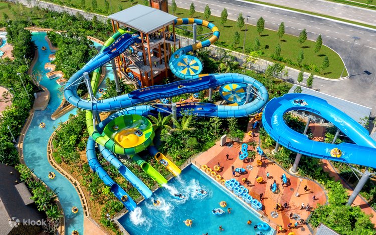 Rittika_waterpark